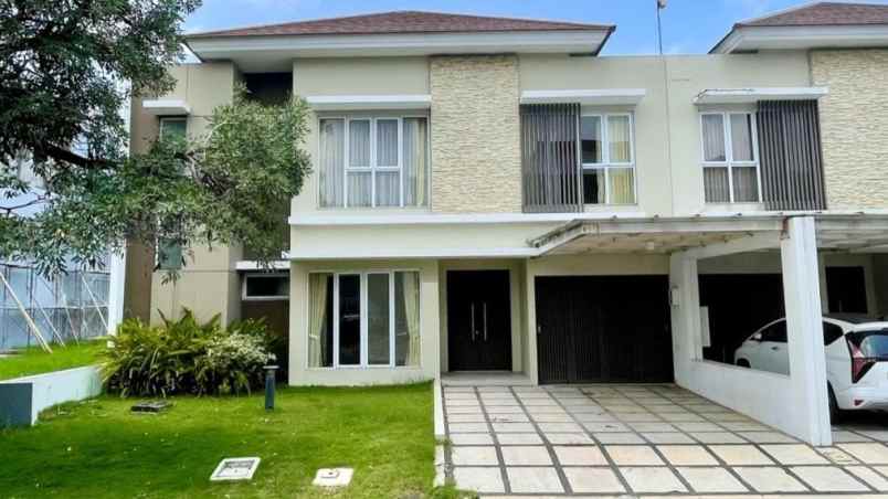 dijual rumah cluster dbanyan jgc