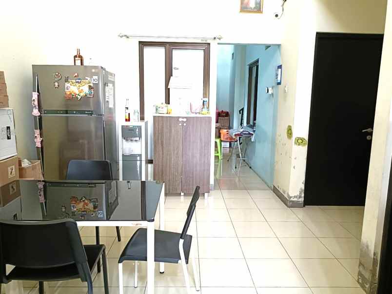 dijual rumah cluster ebony green ara