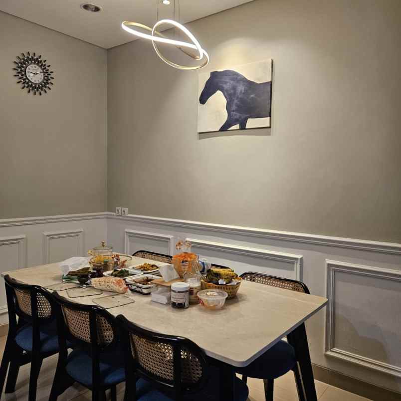 dijual rumah cluster la seine jakarta