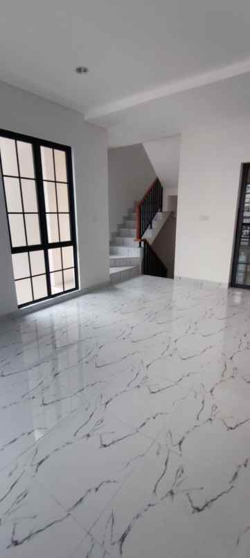 dijual rumah cluster margonite lavon ii