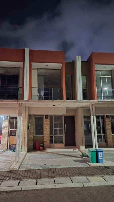 dijual rumah cluster miami pik2