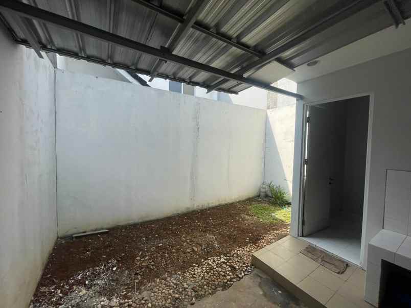 dijual rumah cluster yarra jgc jakarta