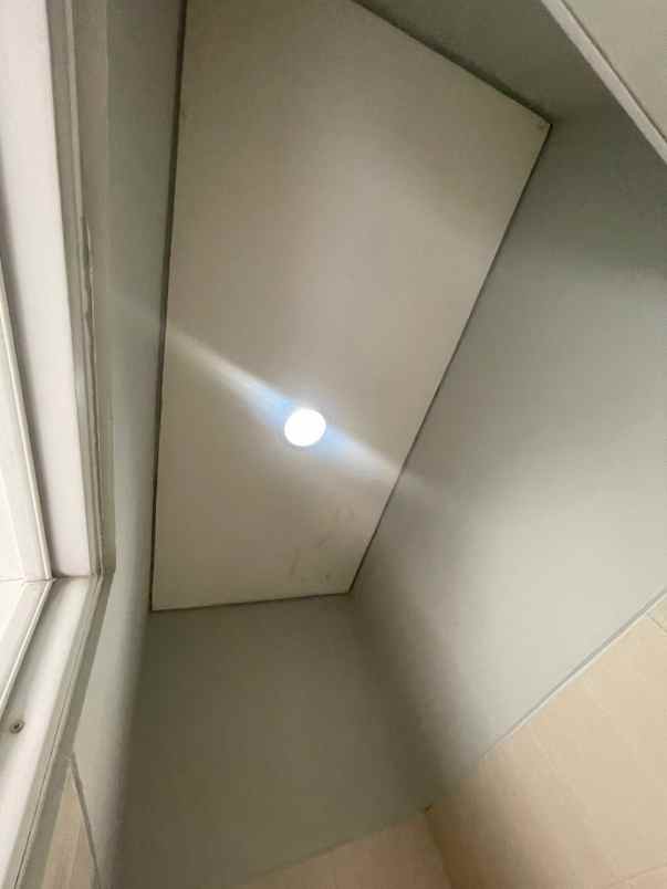 dijual rumah cluster yarra jgc jakarta
