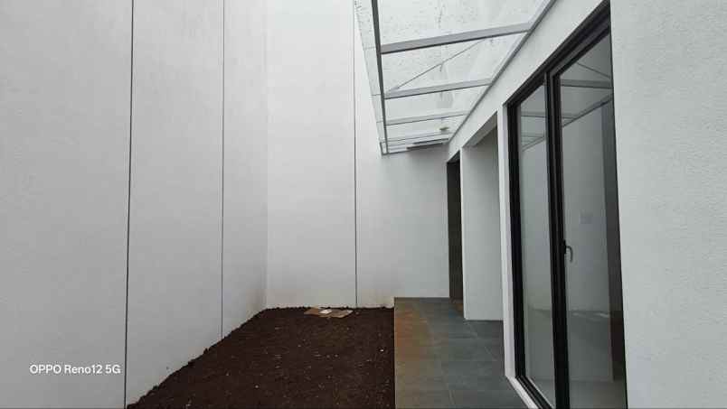 dijual rumah dago