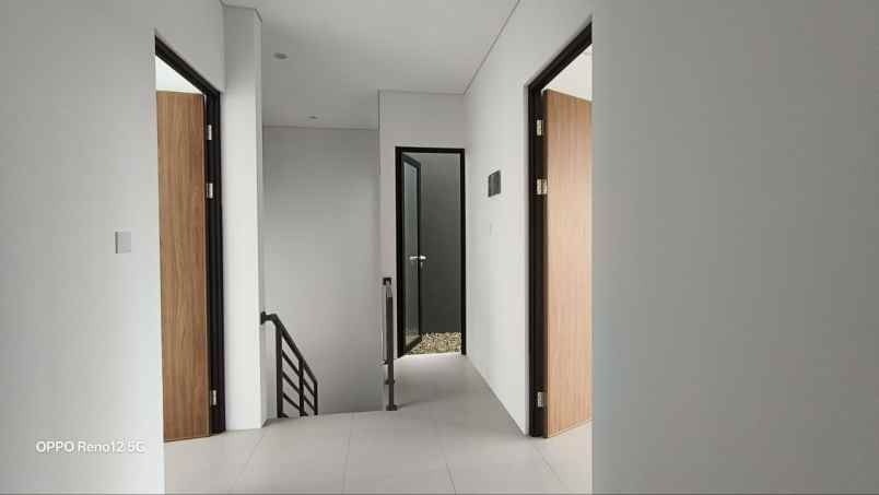 dijual rumah dago