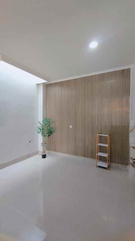 dijual rumah delatinos bsd city tangsel