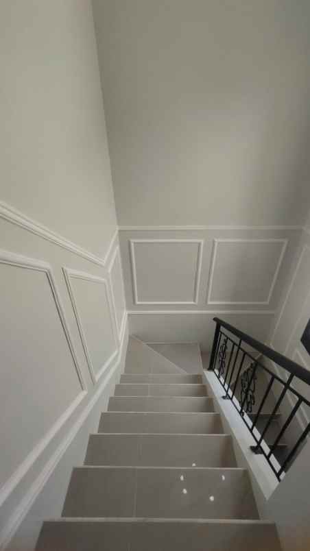 dijual rumah delatinos bsd city tangsel