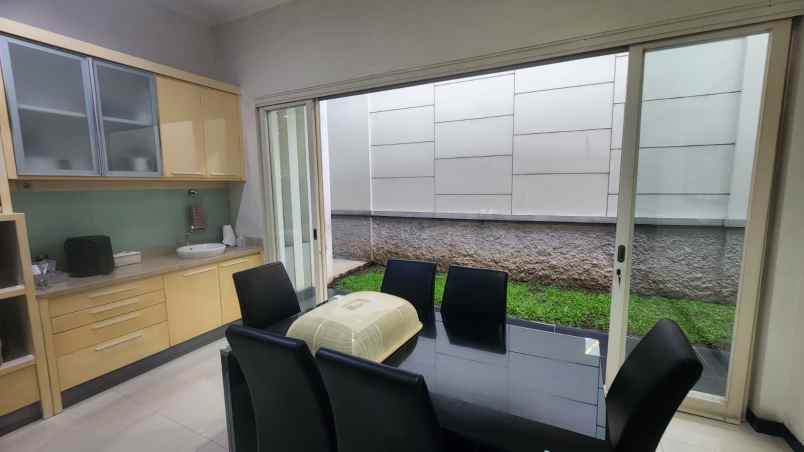 dijual rumah dharmahusada