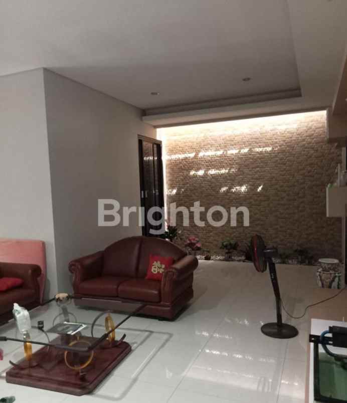 dijual rumah dharmahusada utara indah