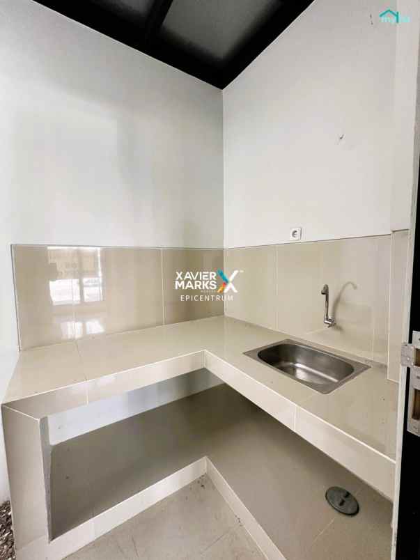 dijual rumah di eastern park residence sukolilo