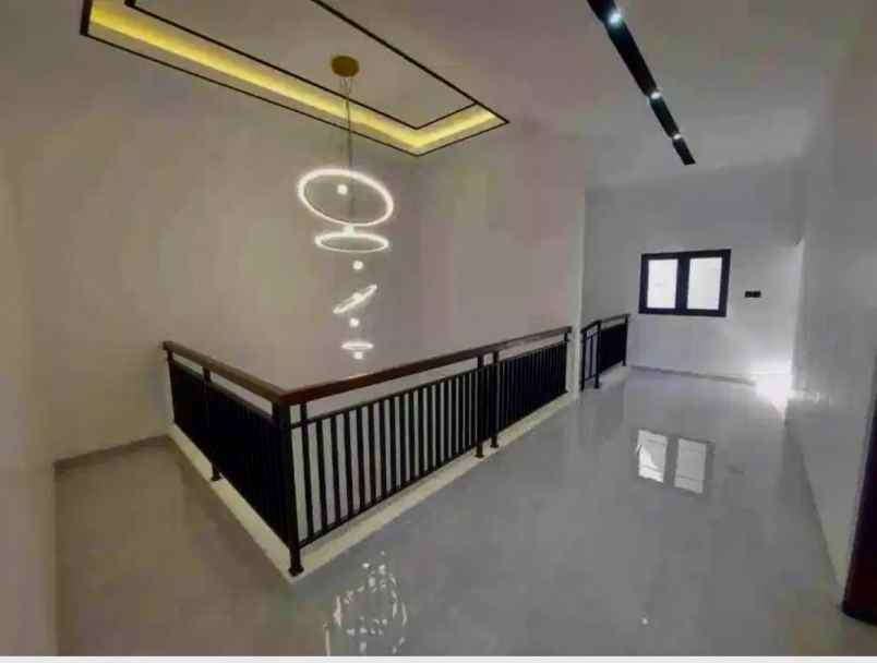dijual rumah di fajar indah solo