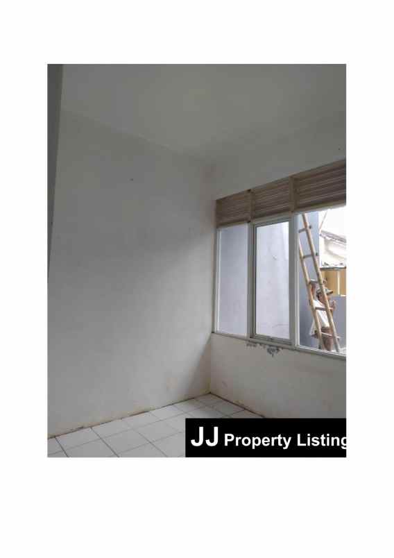 dijual rumah di karawaci fontana