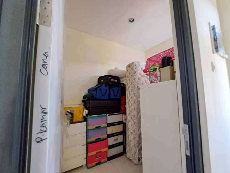 dijual rumah di perumahan cluster