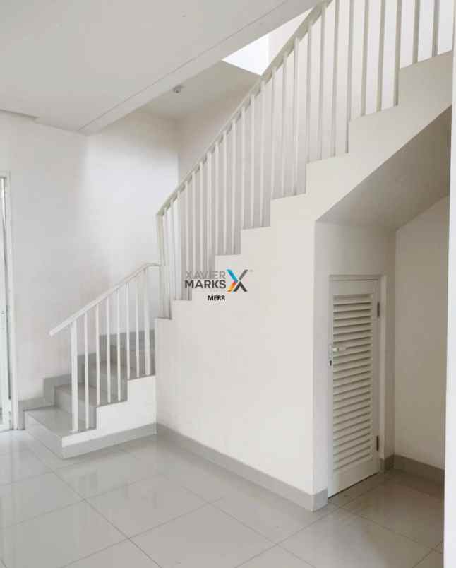 dijual rumah di perumahan griya galaxy siap huni