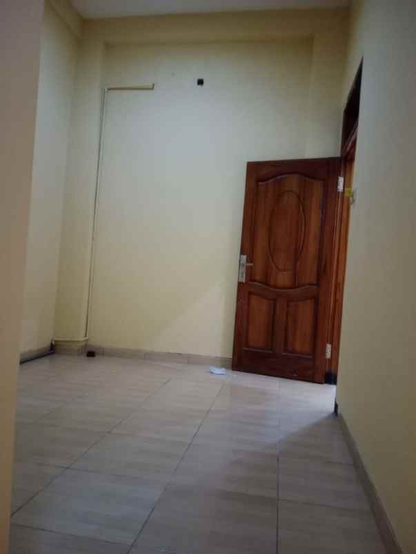 dijual rumah di pondok maritim indah surabaya barat