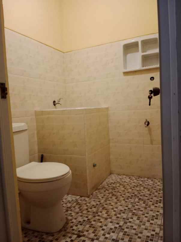 dijual rumah di pondok maritim indah surabaya barat