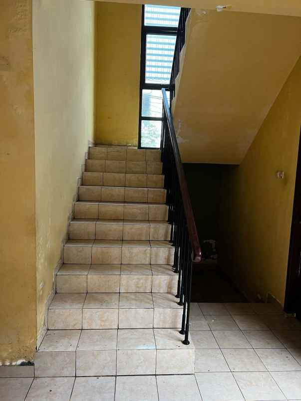 dijual rumah dukuh atas