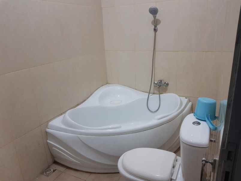 dijual rumah elit lokasi strategis jakarta timur