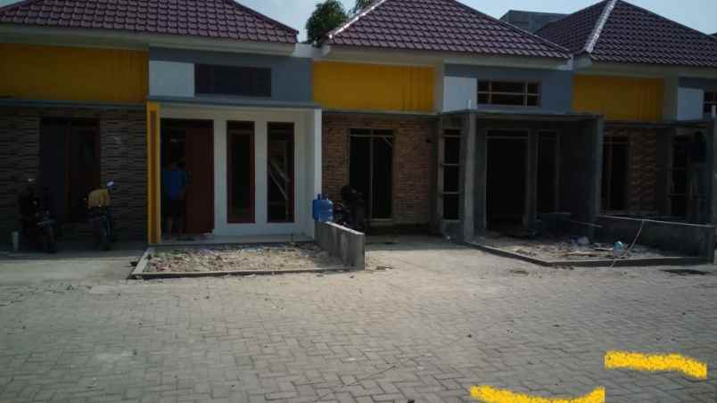 dijual rumah exclusive dekat rcw dan kampus usu
