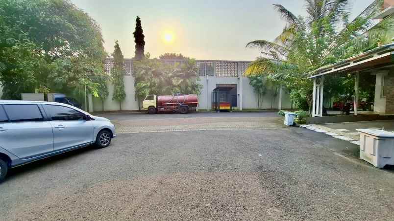 dijual rumah gading serpong