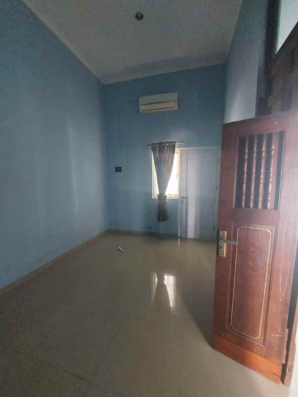 dijual rumah grafika