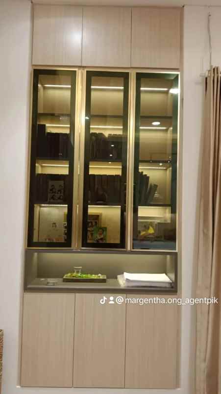 dijual rumah green village cipondoh