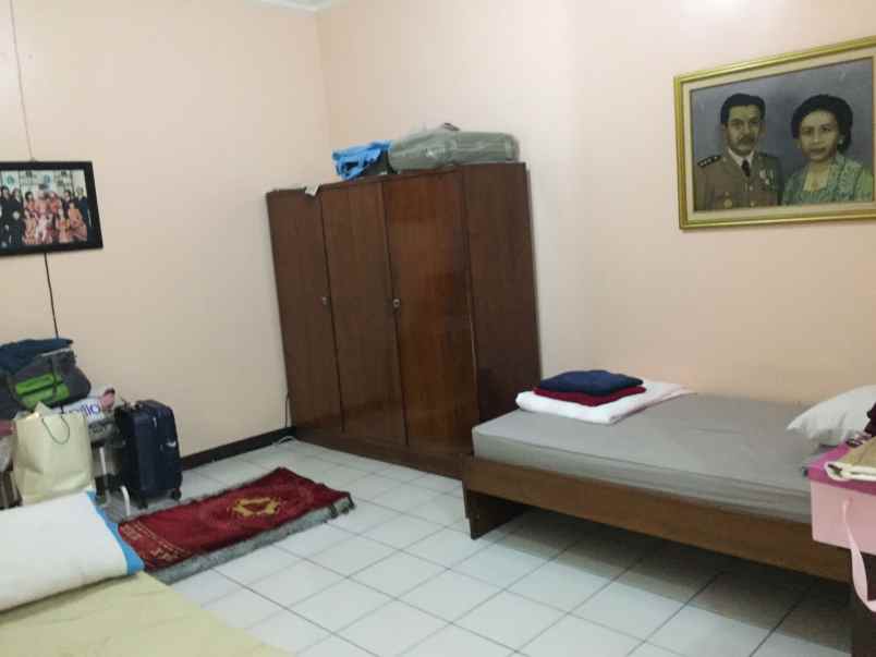 dijual rumah guntur sari rajamantri