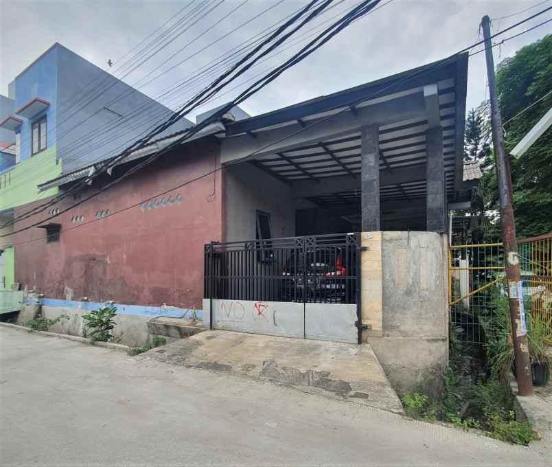 dijual rumah harapan indah 1 perumahan