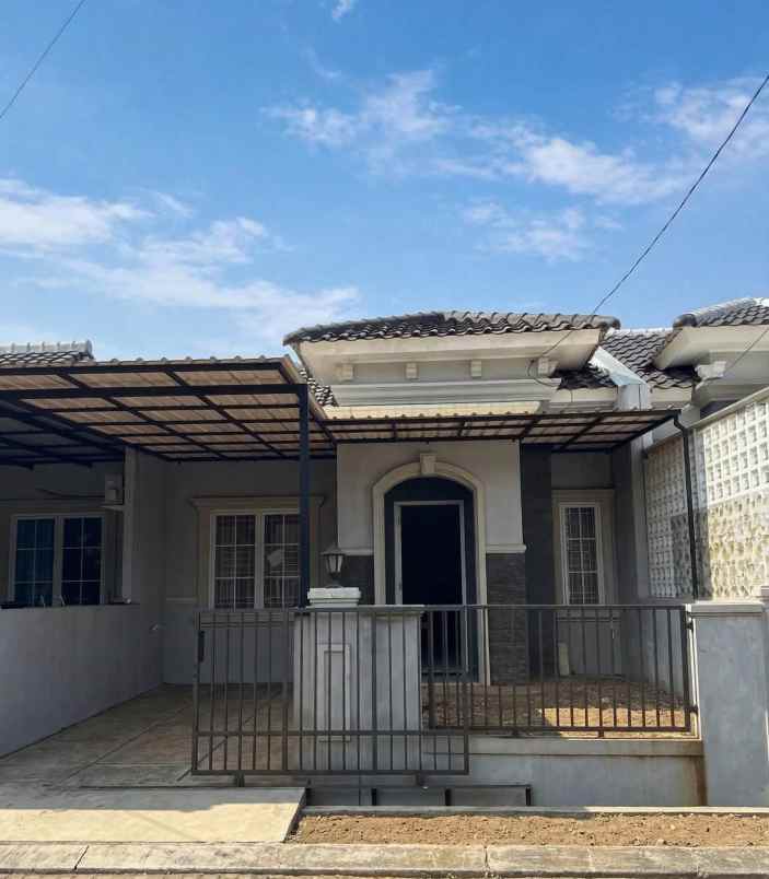 dijual rumah harvest city