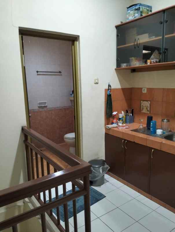 dijual rumah hook bebas banjir 2lt jalan lebar sunter