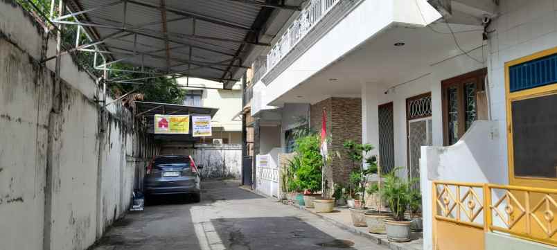 dijual rumah ilir timur
