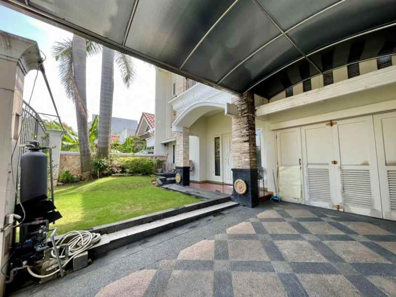 dijual rumah international village