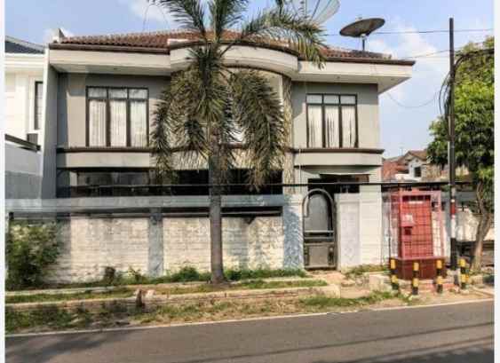 dijual rumah istimewa di cempaka putih jakarta pusat