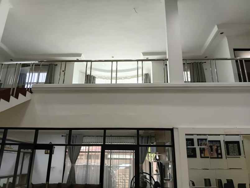 dijual rumah istimewa di cempaka putih jakarta pusat