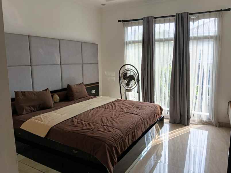 dijual rumah istimewa di cempaka putih jakarta pusat