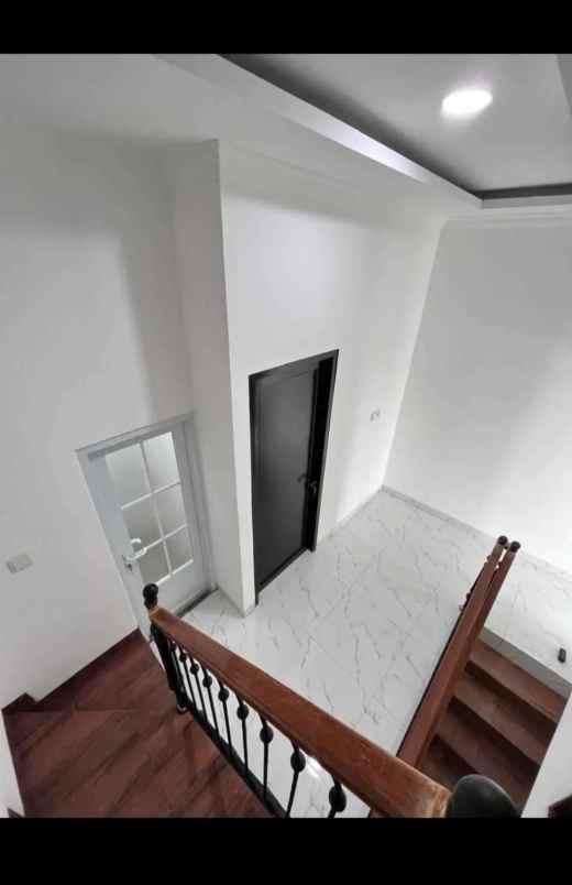 dijual rumah jagakarsa