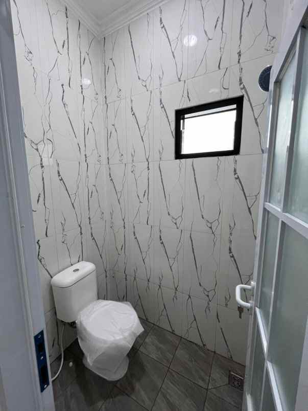 dijual rumah jagakarsa