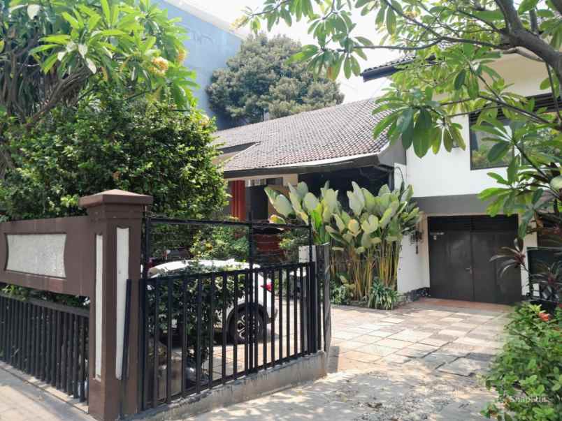 dijual rumah jakarta selatan