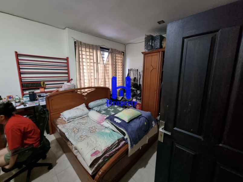 dijual rumah jalan bilal gg melawai