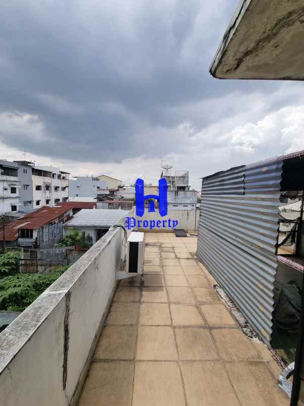 dijual rumah jalan bilal gg melawai