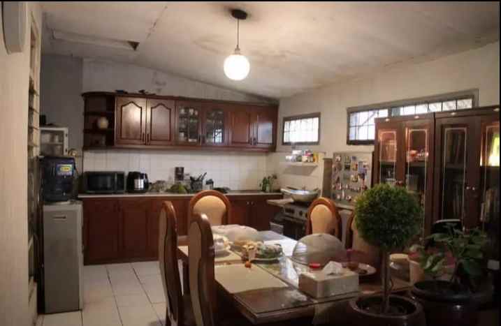 dijual rumah jalan cimindi raya