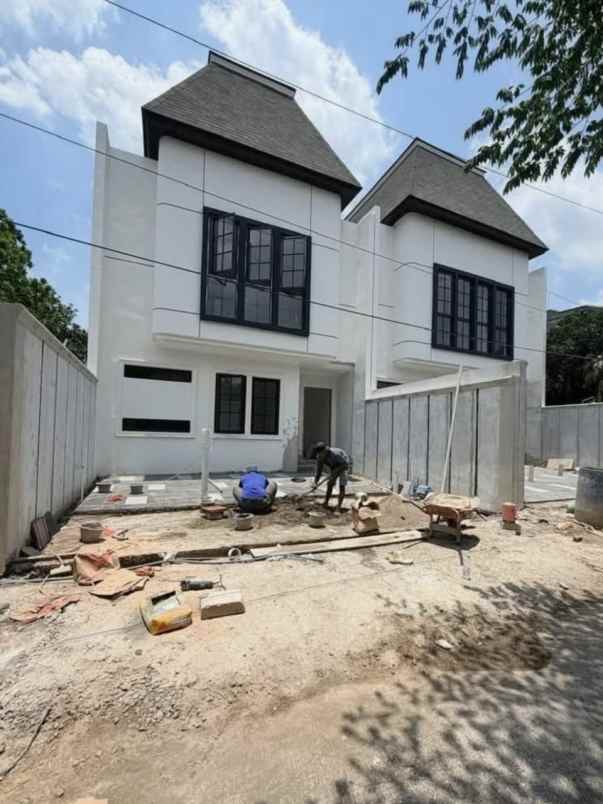 dijual rumah jalan damai