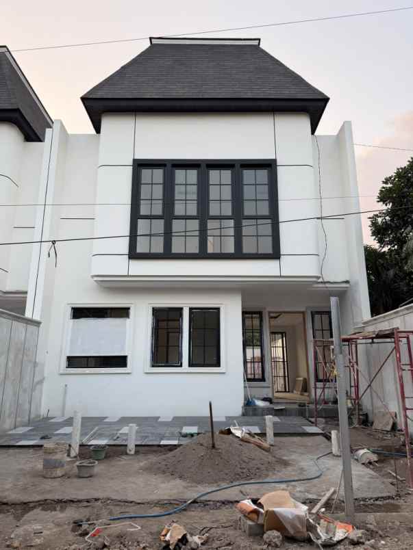 dijual rumah jalan damai
