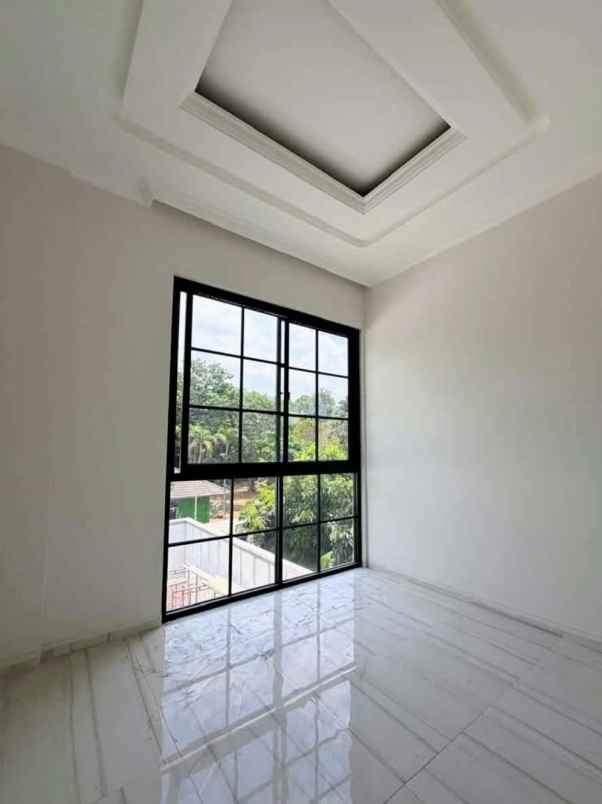 dijual rumah jalan damai