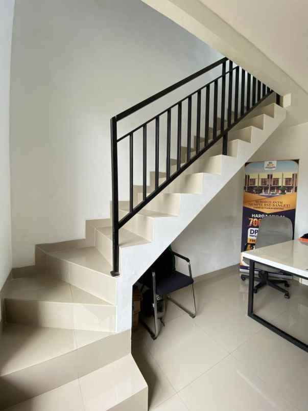 dijual rumah jalan h nilan