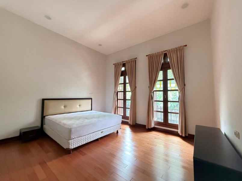 dijual rumah jalan hos cokroaminoto