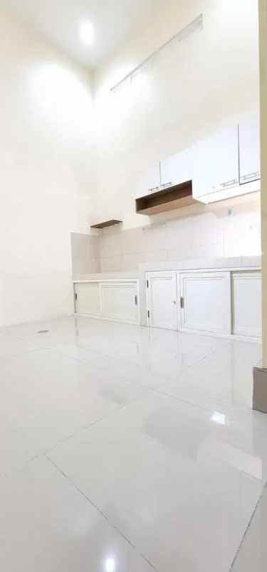 dijual rumah jalan kejawan putih tambak