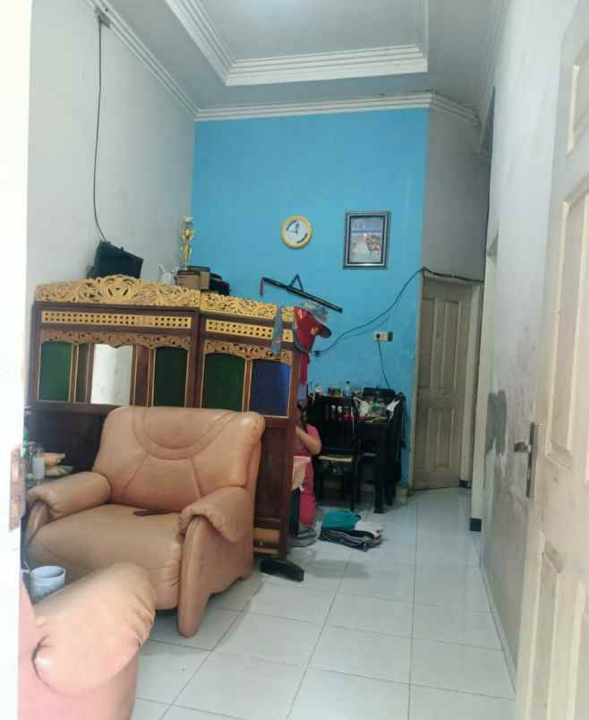 dijual rumah jambangan