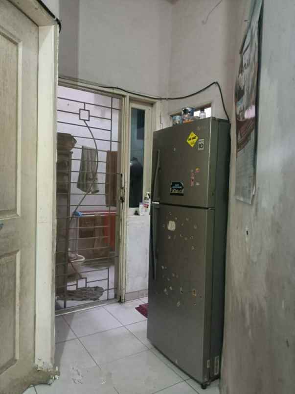 dijual rumah jambangan