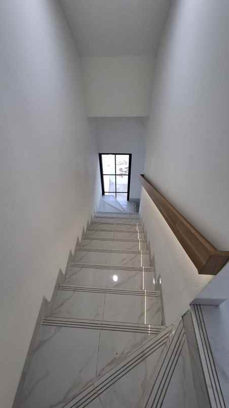 dijual rumah jatimulya cilodong